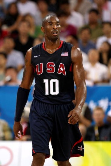 莱万：很开心能回到诺坎普踢球，能在这里进球我感到无比自豪（莱万：重返诺坎普让我无比开心，在这里破门我倍感自豪）